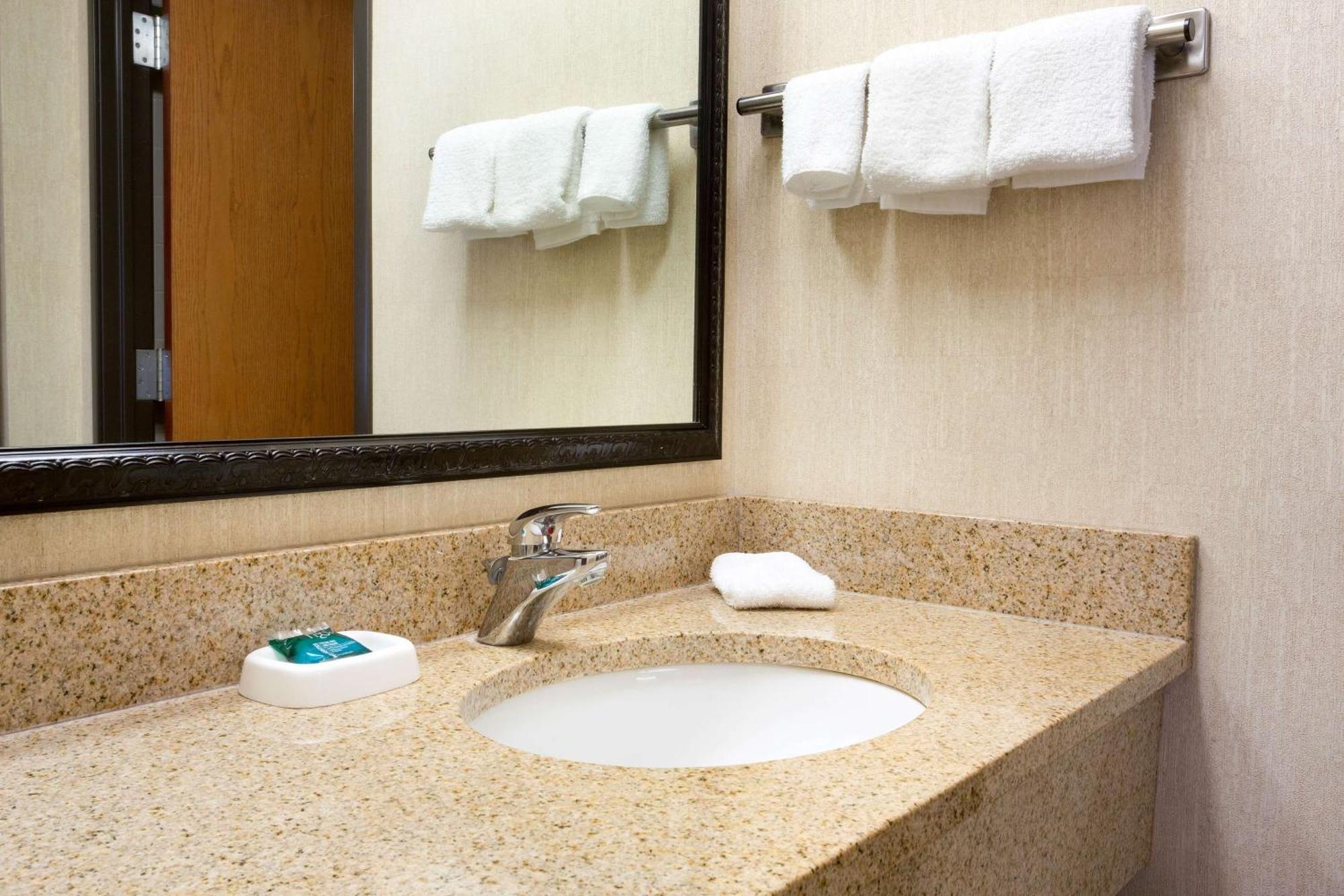 Drury Inn & Suites ماكالين المظهر الخارجي الصورة