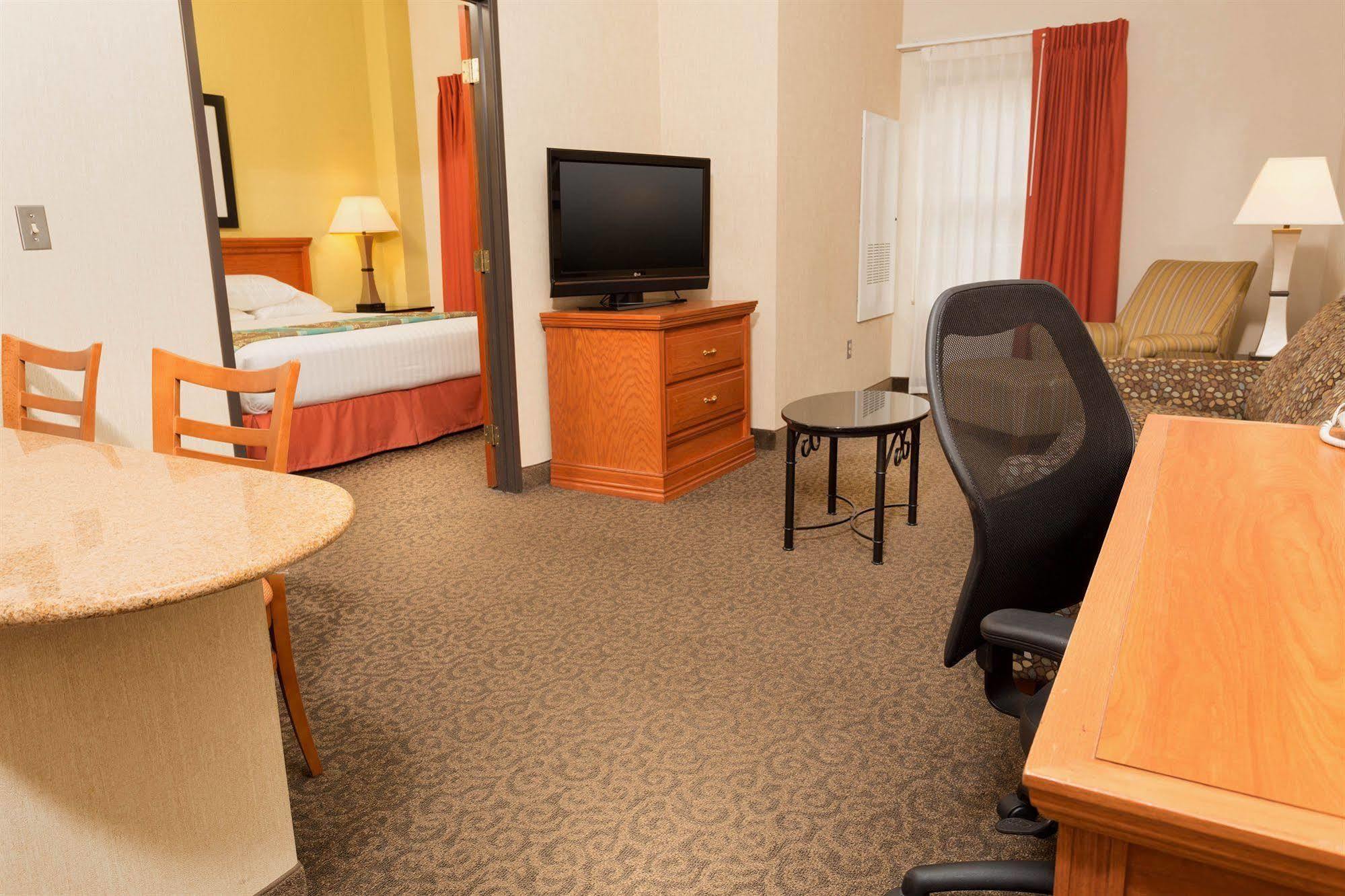 Drury Inn & Suites ماكالين المظهر الخارجي الصورة